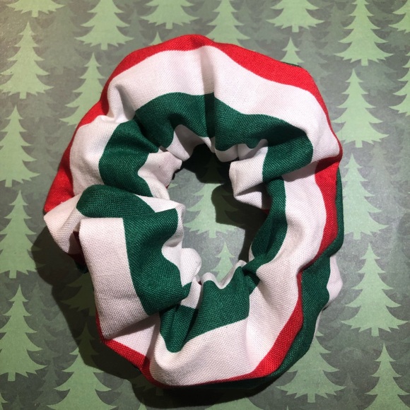 5 piece Christmas Scrungie set - Picture 5 of 9